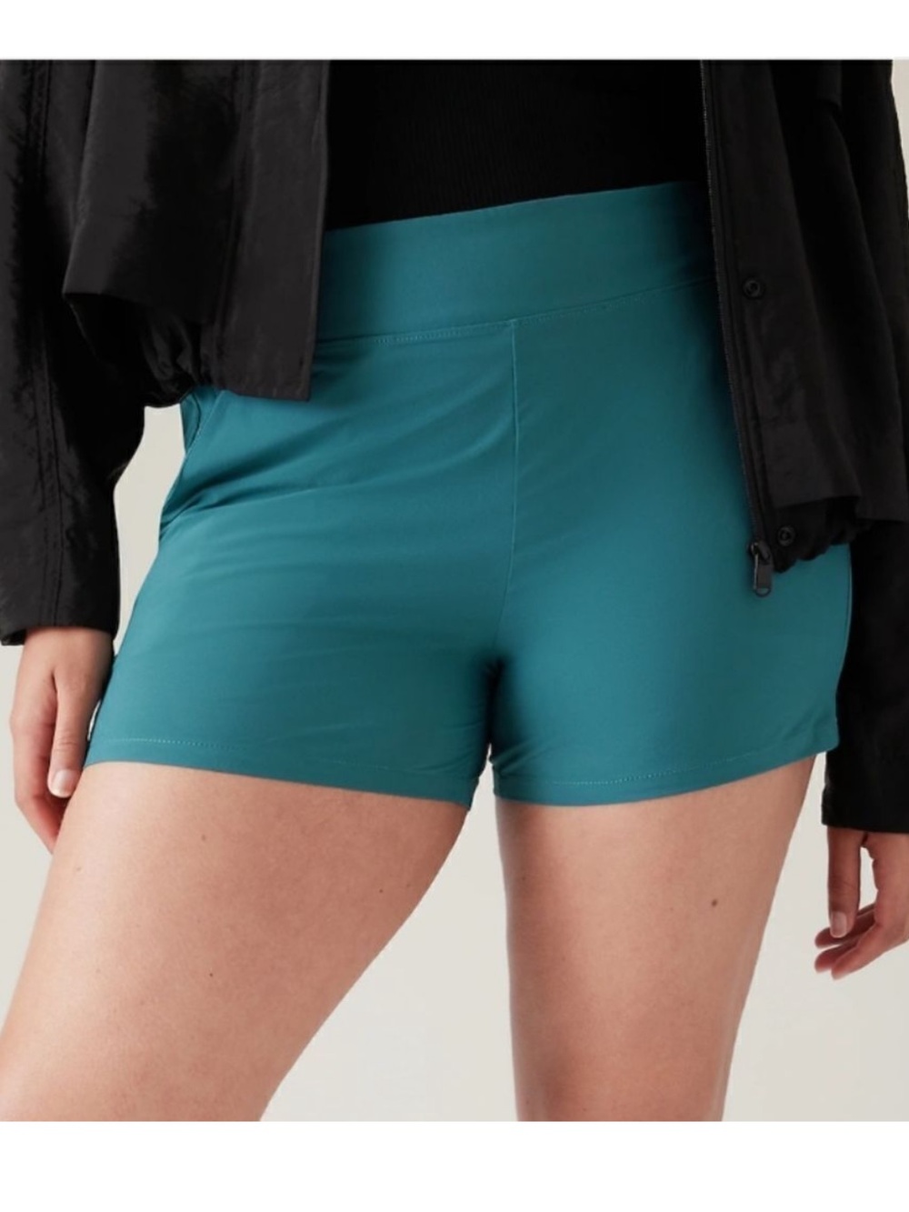 EUC Athleta Brooklyn Shorts Teal Blue Size 6